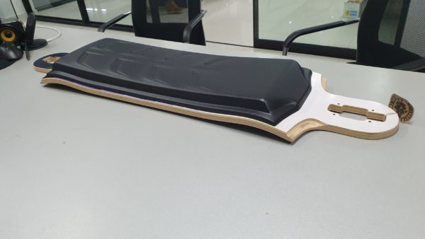 Landyachtz Switchblade 40" enclosure - Image 11